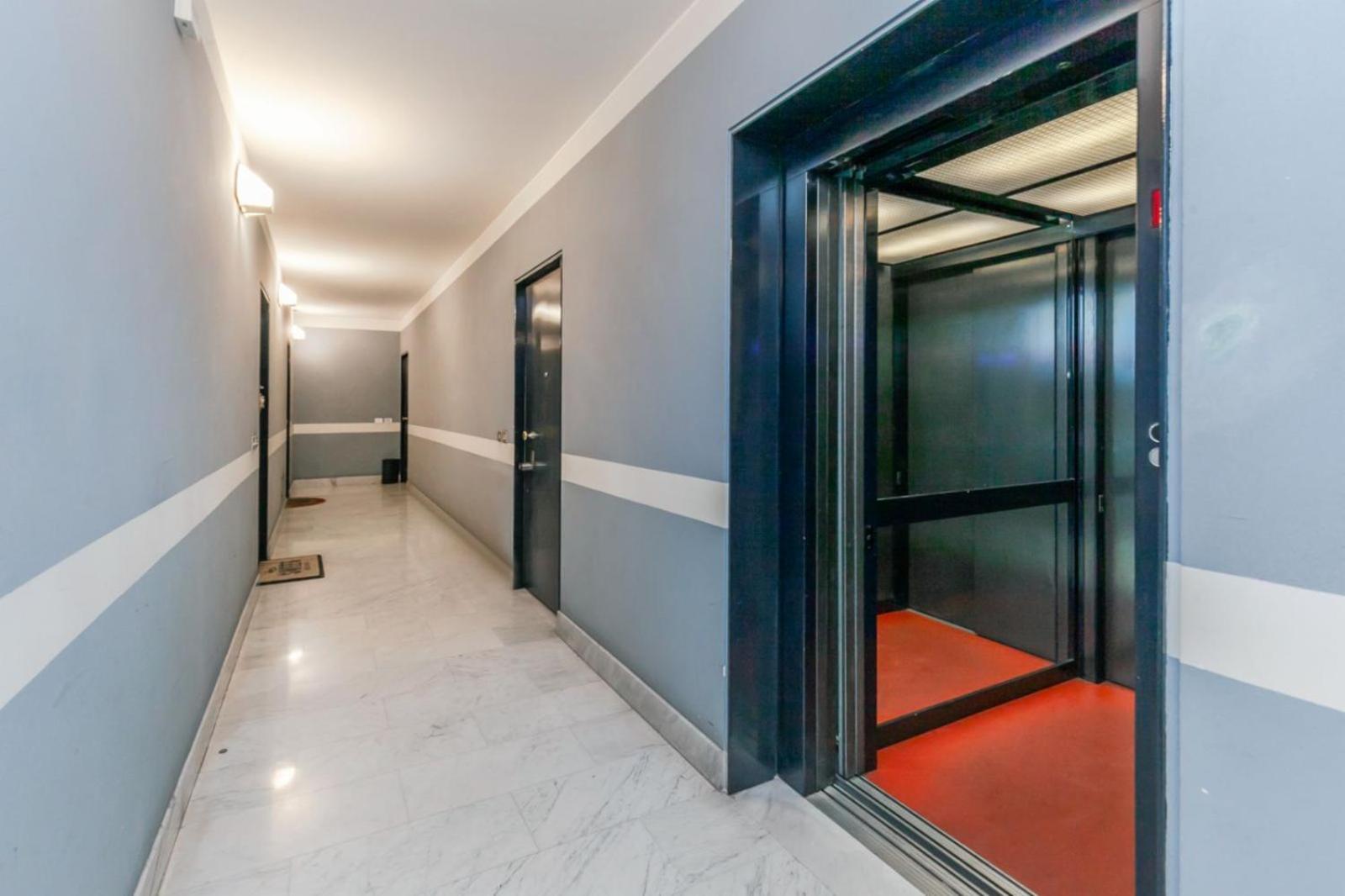"Easy Peasy Apt" 200 Meters To Metro Milan Luaran gambar